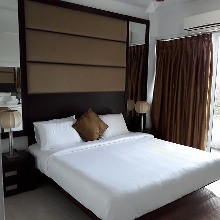 Aston Luxury Apartments Colombo Exterior photo